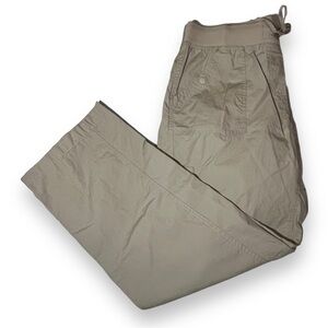 Liz Sport Women’s Convertible Cargo Pant Crockery Size Large